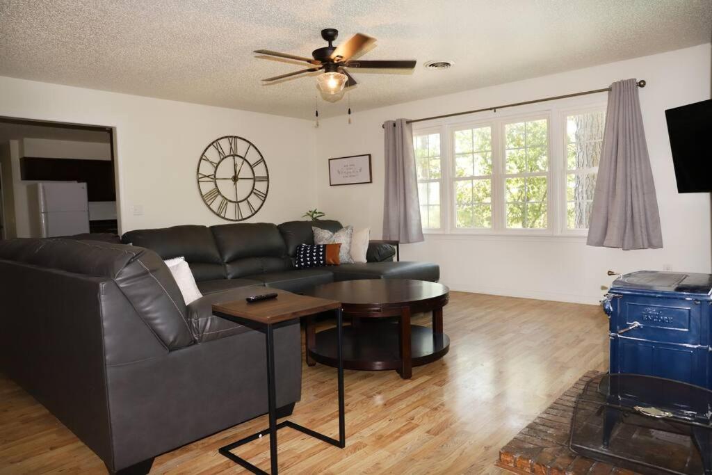3 Bedroom Vacation Home Next To Silver Dollar City ブランソン エクステリア 写真